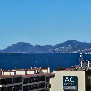 https://les-sables-75-m2-panoramic-view.fr-provencehotel.com